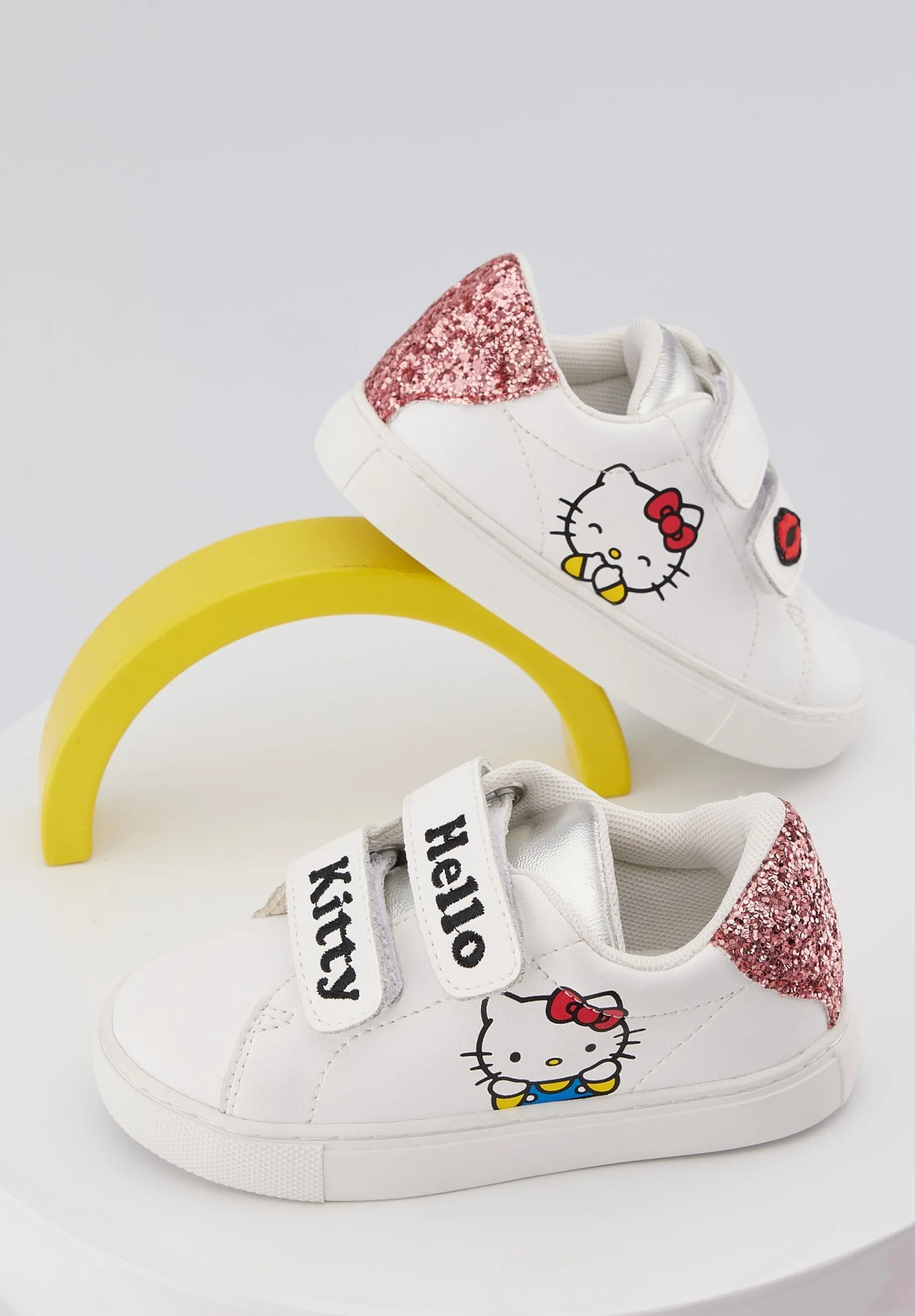 Bons Baisers Voir Toutes Les Silouhettes*Mini Edith Hello Kitty-