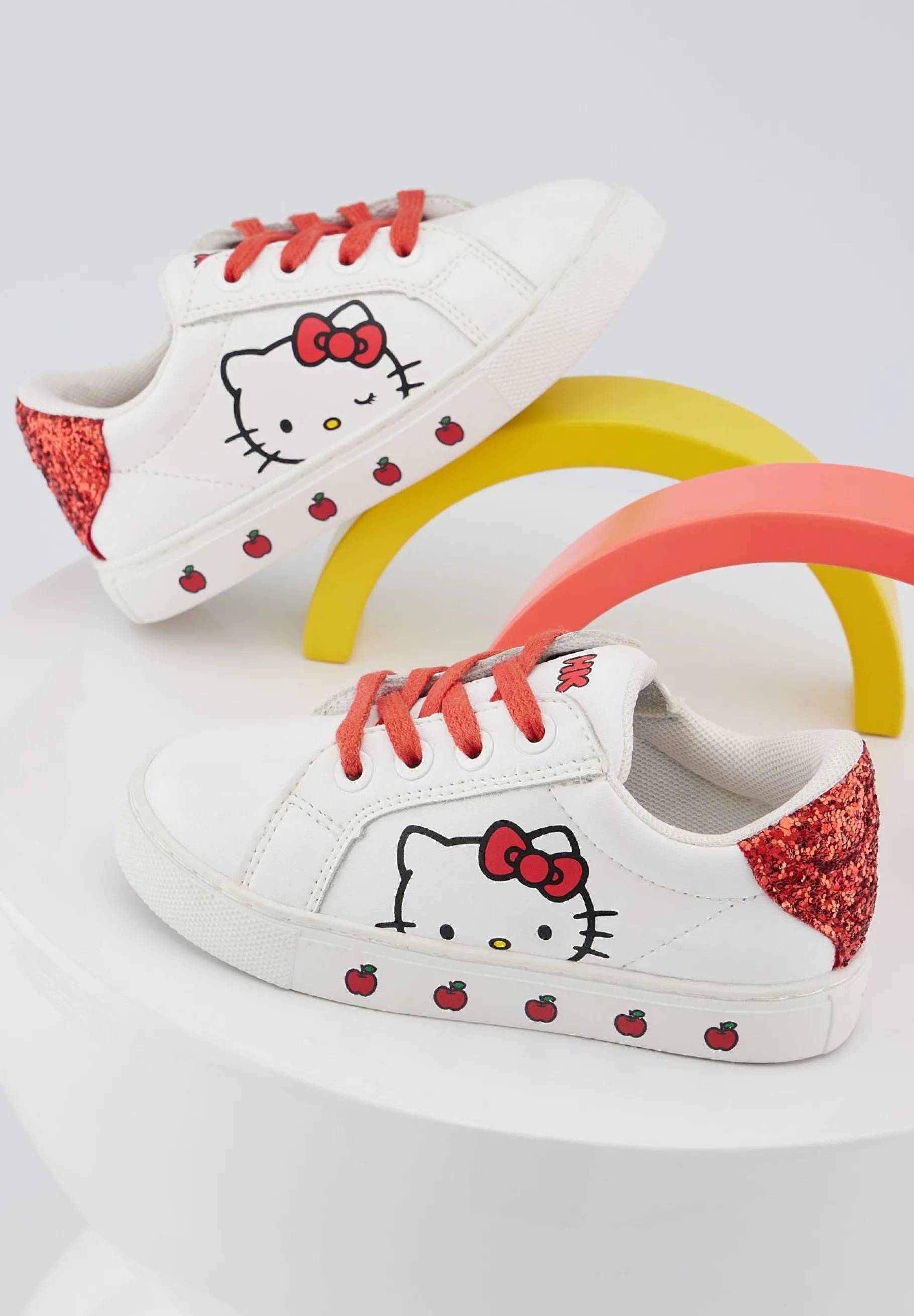 Bons Baisers Mini*Mini Simone Hello Kitty-